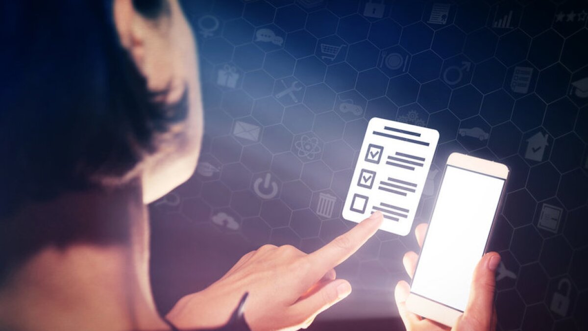 FHE verifiable vote tally blockchain